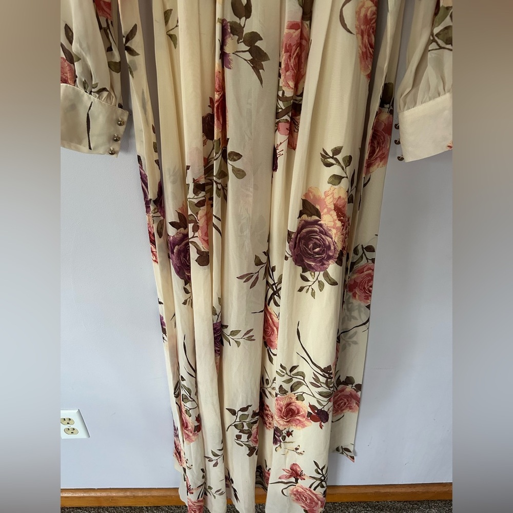 Baltic Born Lydia Floral Maxi Dress, Ivory, EUC, Size XS - Picture 3 of 11